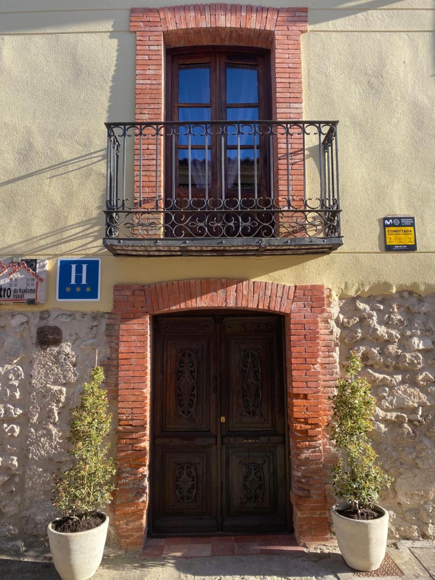 Hotel Restaurante Agapio De Tresnino Кінтанілья-де-Онесімо Екстер'єр фото