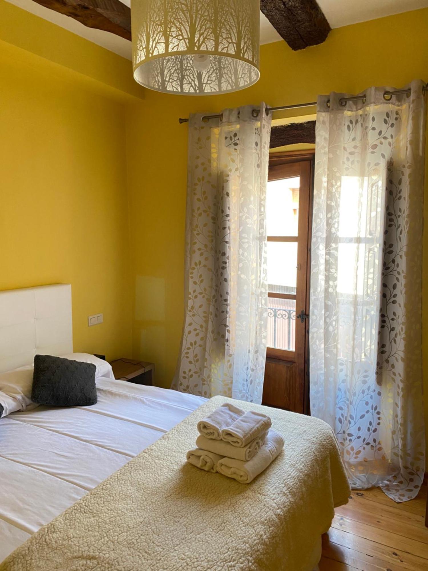 Hotel Restaurante Agapio De Tresnino Кінтанілья-де-Онесімо Екстер'єр фото