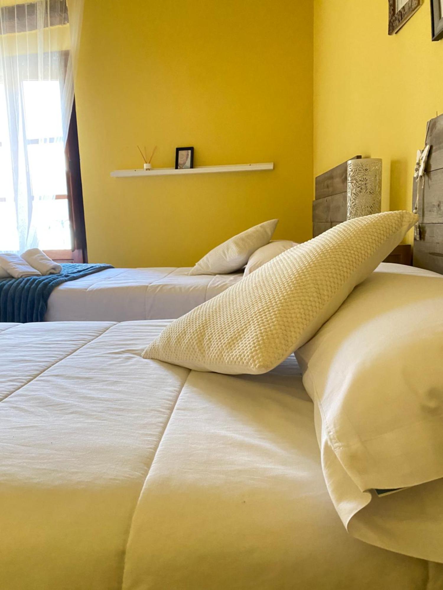 Hotel Restaurante Agapio De Tresnino Кінтанілья-де-Онесімо Екстер'єр фото