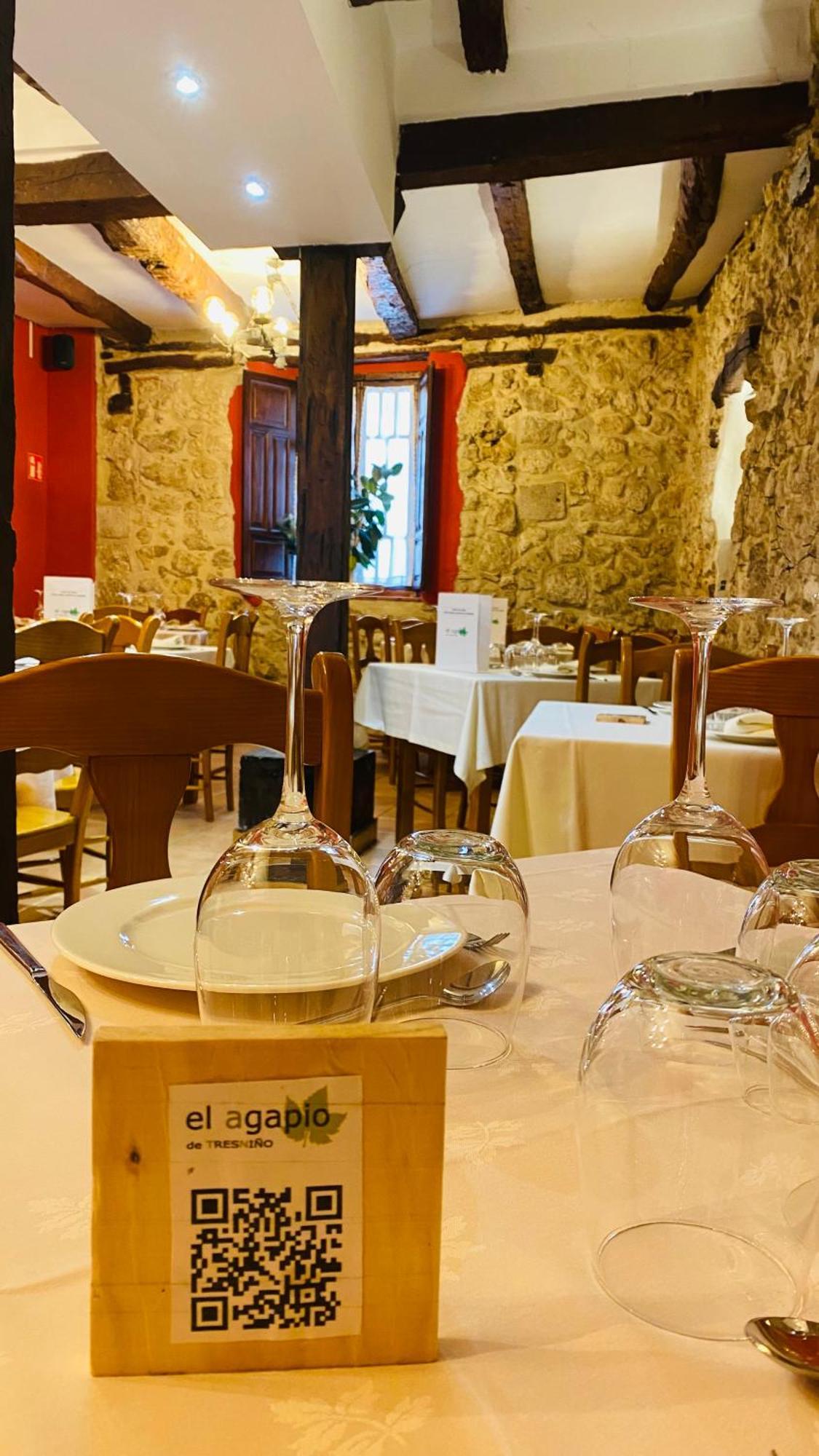 Hotel Restaurante Agapio De Tresnino Кінтанілья-де-Онесімо Екстер'єр фото